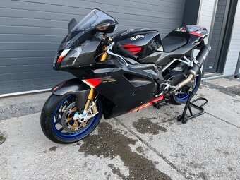 Aprilia RSV 1000R Factory - 2
