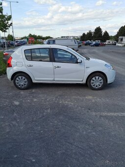 Dacia Sandero - 2