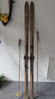 Staré lyže "jasanky" - 2