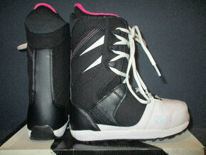 Nové snowboardové boty NIDECKER EVA LACE 24,5cm, NOVÉ - 2