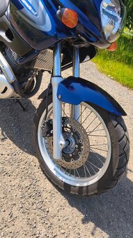 Suzuki XF 650 Freewind - 2