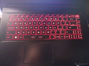 MSI herní notebook - 2