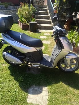 Aprilia sport city cube 125. 11kw - 2
