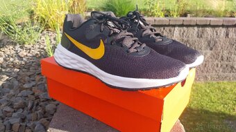 Nike Revolution 6 - 2
