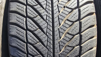Zimní pneu 245/45/18 Good Year Run Flat - 2