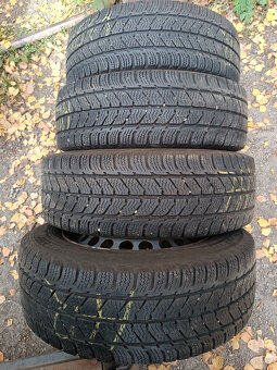 VW T5 T6 - disky 6,5x16 et52 + zimní 215/65/16C - 2