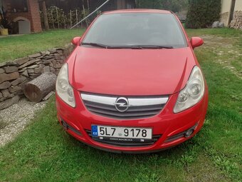 Opel Corsa D 1,2 59 kw - vada motoru - 2