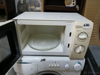 Mikrovlnná trouba Daewoo - 2