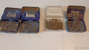 Staré plechové krabičky z jehlami do gramofonů - 2