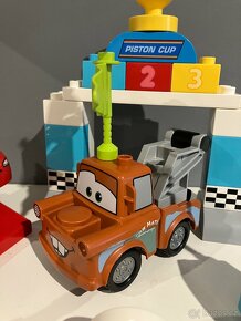 LEGO® DUPLO® 10924 Závodní den Bleska McQueena - 2