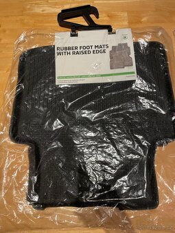 2 x sada gumových koberců Superb 3V přední i zadní - 2