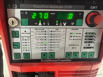 Fronius TransPuls Synergic 2700 CMT - Profesionální svářečka - 2