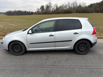 Volkswagen Golf V - 2