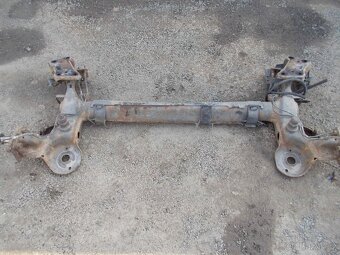 Zadní náprava Peugeot 207 - 2