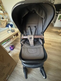 Kočárek Moon Resea S - 2