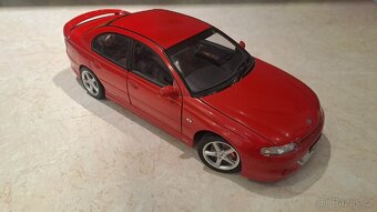 Holden Commodore 1:18 AutoArt - 2