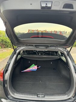 Cee’d Sporty Wagon 1.6 CRDi MHEV Gold+ A/T - 2
