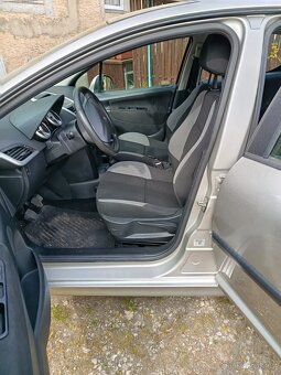 Peugeot 207 - 2