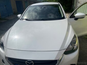 Mazda 2 66kw 2015 AT - 2