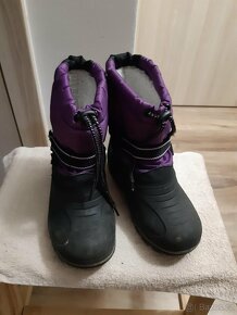Zimní fialové boty Electric Girl, vel.33, za 150 Kč - 2