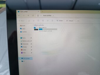 Lenovo Yoga Book C930 10.8"QHD / i5-7Y/4G / 256 /LTE /WIN 1 - 2
