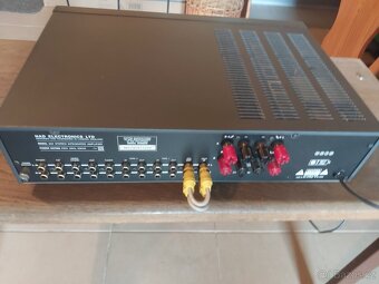 NAD 304 - 2
