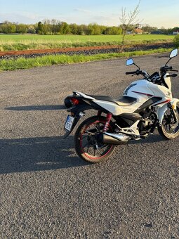 Honda CB 125 F - 2