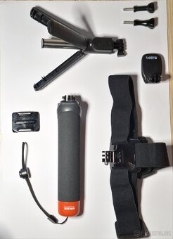 GoPro 12 Hero Black + příslušenství - 2