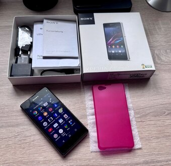 Sony Xperia Z1 Compact 16gb černý- kompletní balení. - 2