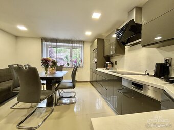 Prodej RD, 179m2 na pozemku 332m2, Benátky nad Jizerou - 2