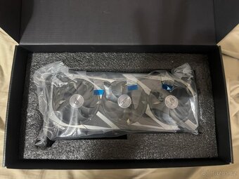 ASUS ROG STRIX RTX 3060 OC - 2