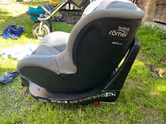 Britax Dualfix M - 2