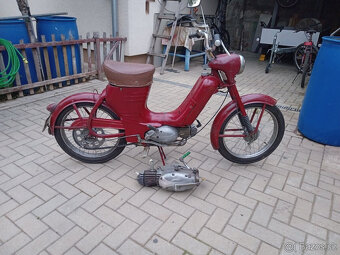 predam 10kusov povodnych motoriek jawa 550,555 - 2