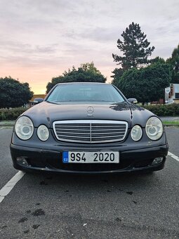 Mercedes-Benz W211 E200 - 2