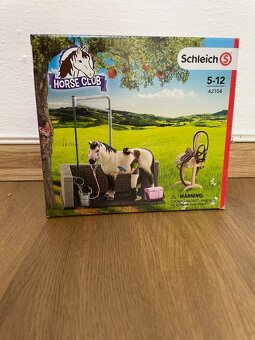 Schleich 42104 Umývací kout pro koně - 2