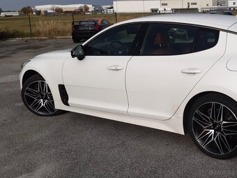 Kia Stinger GT 3.3 V6 1.Majitel Servis jen Kia DPH - 2