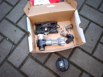 Škoda Felicia předfacelift zámky na jeden klíč - 2