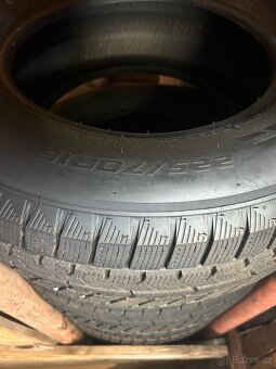 Pneu 225/70r16 - 2