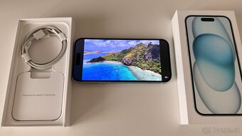 iPhone 15 128 GB ve výborném stavu - 2