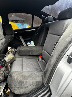 Bmw e46 sedan sport interiér - 2