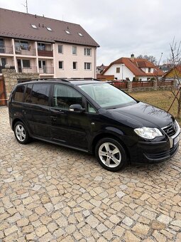 VW Touran 1,9 tdi 77kw - 2