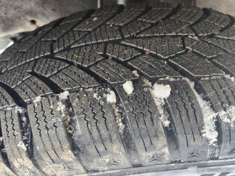 Gumy kumho 195x65 r15 - 2