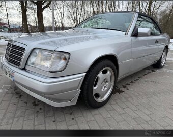 Mercedes Benz 220ce Cabrio w124 - 2