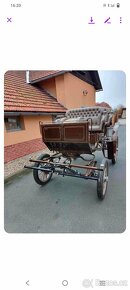 Kočár za koně zn. Aron - 2