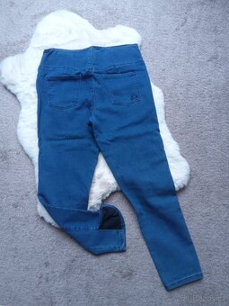 10/1 Nové úzké džeginy - 2