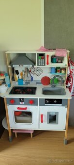 Dřevěná kuchyňka - 2