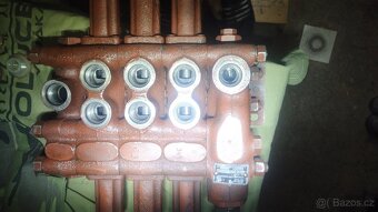 Hydraulický rozvaděč ZTS RS 16 D3 UNC 060 - 2