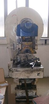 Výstředníkový lis EBU 50 - 2