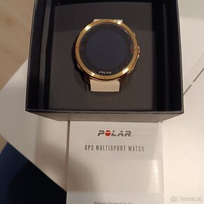 Nové nepoužité Hodinky Polar Grit X PRO champagne. - 2