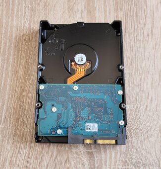 2 TB 3,5" HDD SATA TOSHIBA (HITACHI HDS5C3020BLE630) - 2
